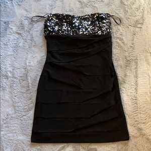 Semi formal black tight dress